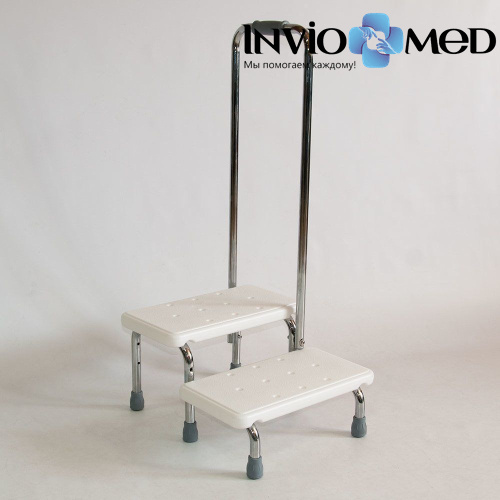 Лесенка для ванной комнаты с поручнем Мега-Оптим KJT569 фото