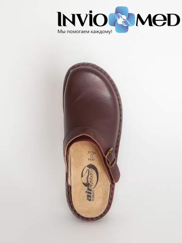 Анатомические сабо женские Robert C37010-1 бордовые фото 4