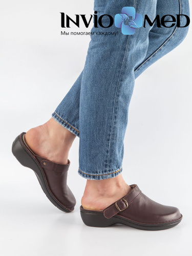 Анатомические сабо женские Robert C37010-1 бордовые фото 6